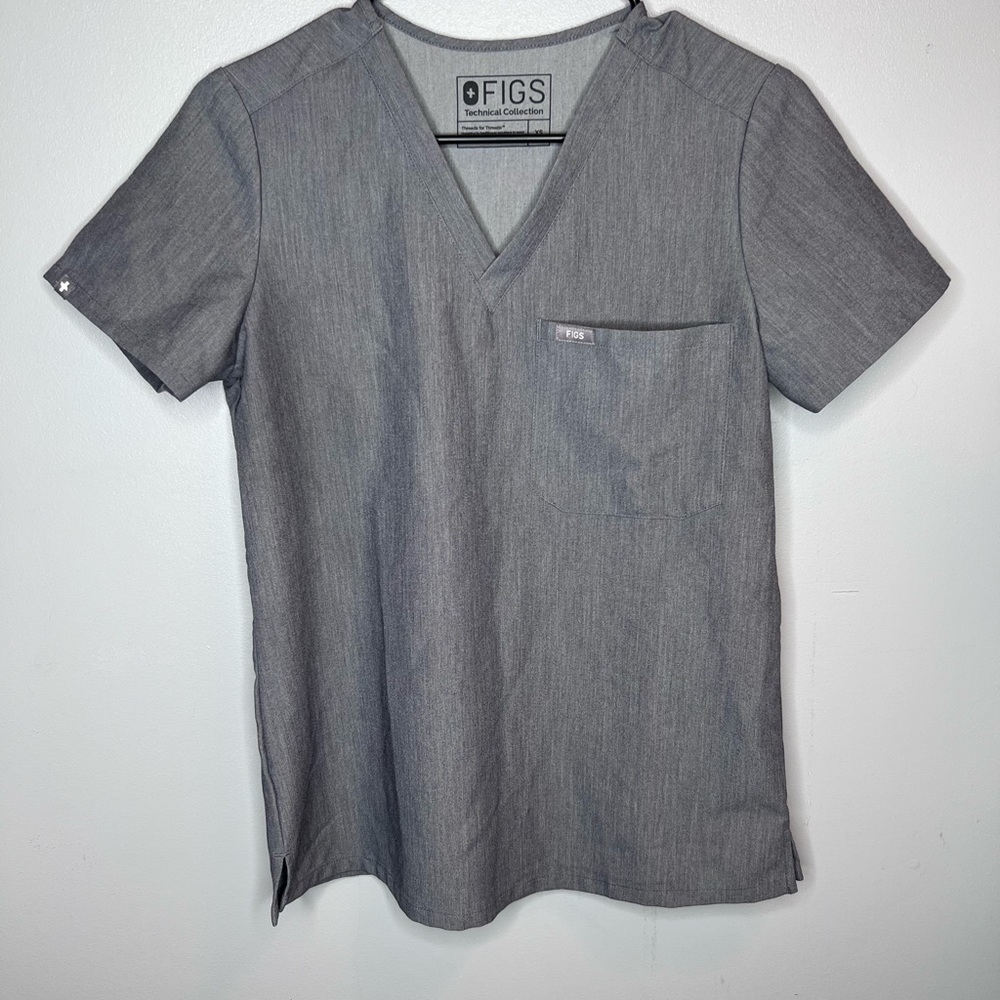 Figs Catarina scrub top